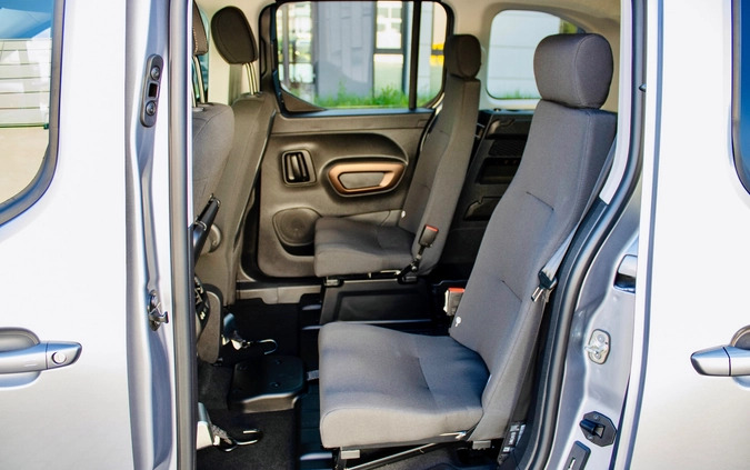 Peugeot Rifter cena 215500 przebieg: 10, rok produkcji 2024 z Busko-Zdrój małe 436